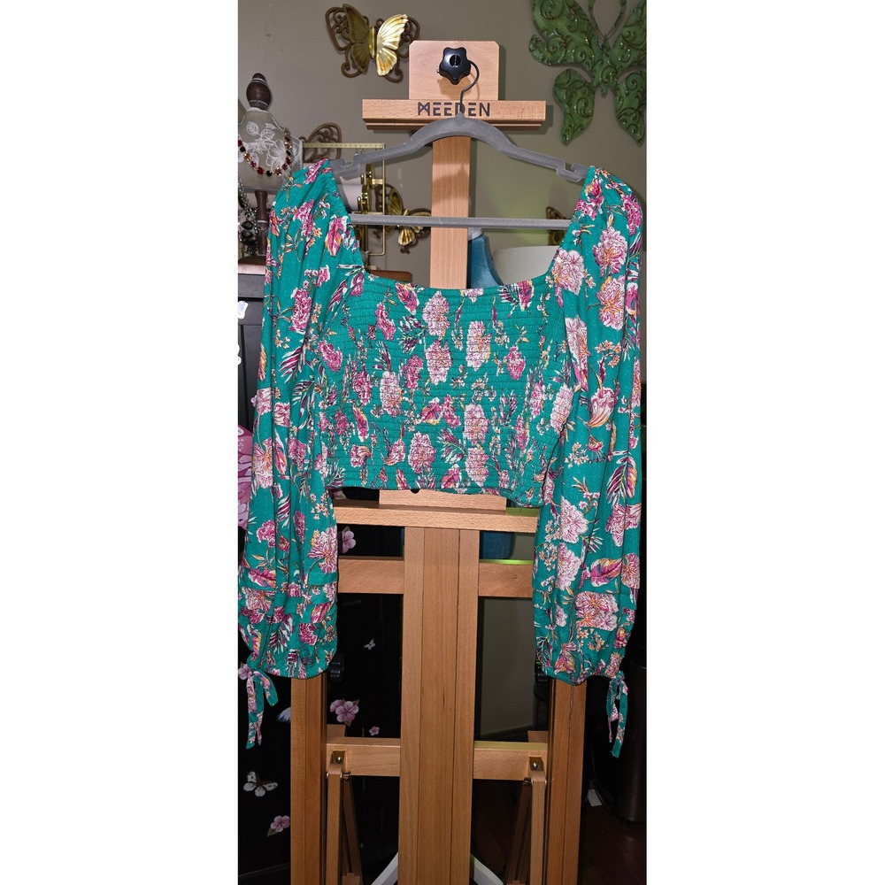 B•O•G Collective Teal Floral Smocked Puff Sleeve Crop Top Boho Blouse Medium NWT